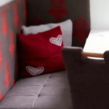 Haus Sepp Gruber 招待所 3*